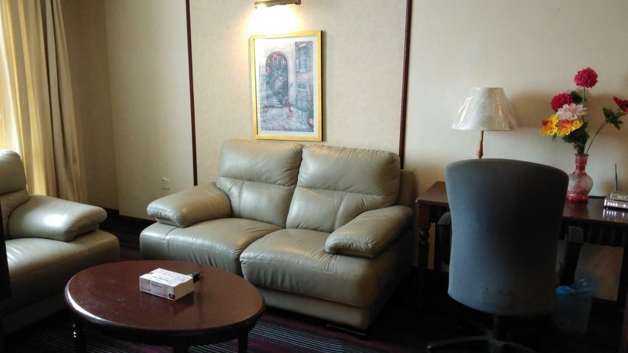 Best Service Suite At Times Square Kuala Lumpur Exterior foto